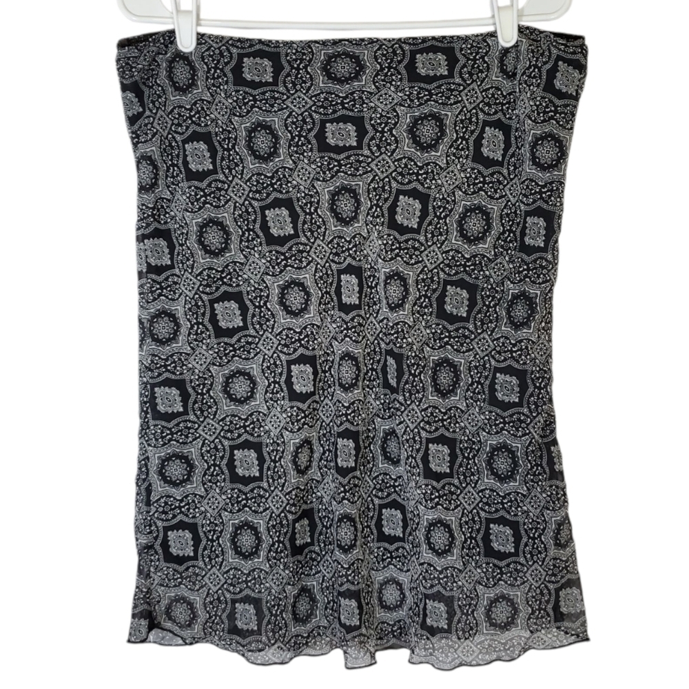2237 * Body Central Geometric Pencil Skirt Black White Size M Vintage 90s Y2K